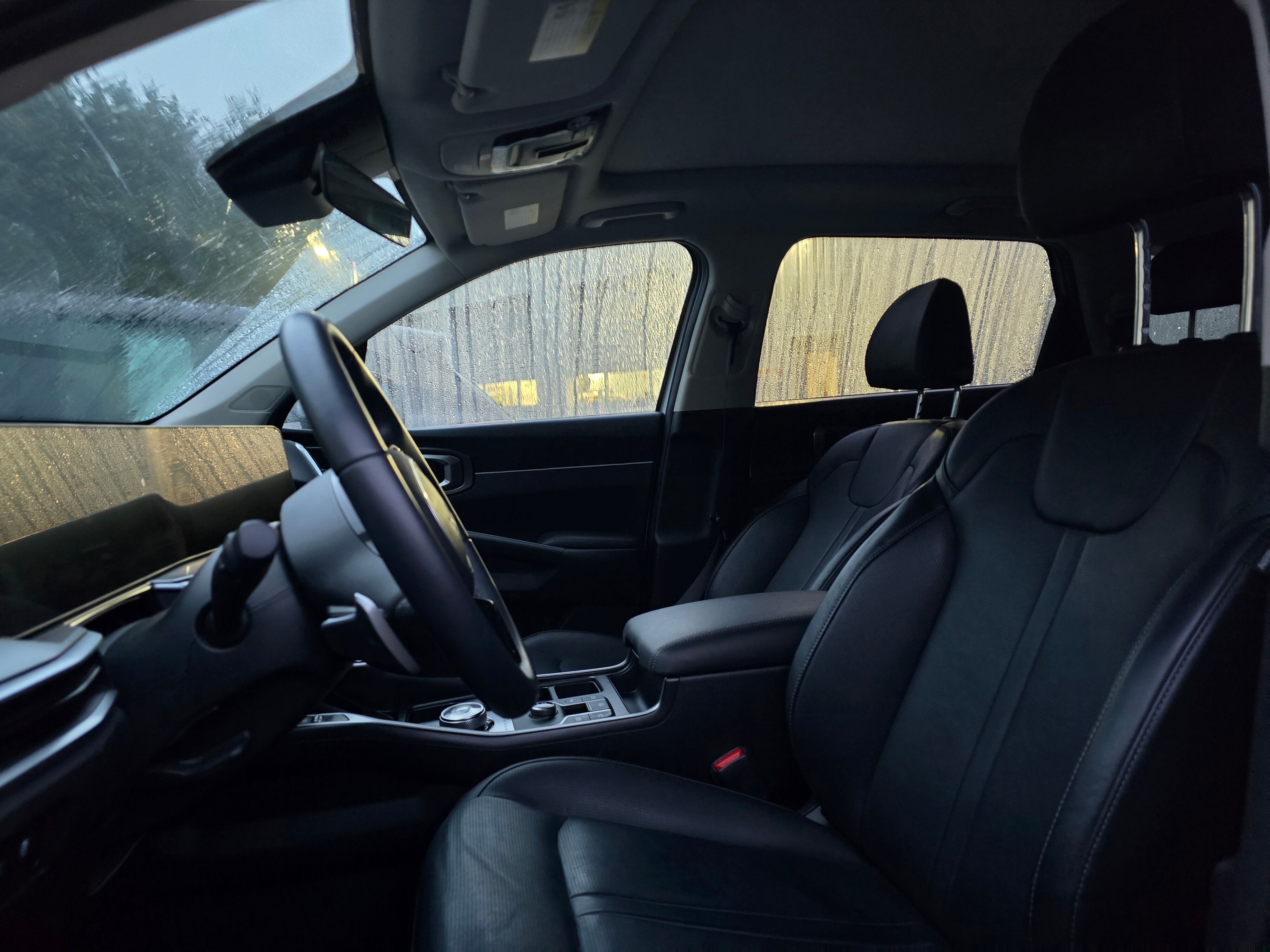 2025 Kia Sorento Hybrid EX photo 2