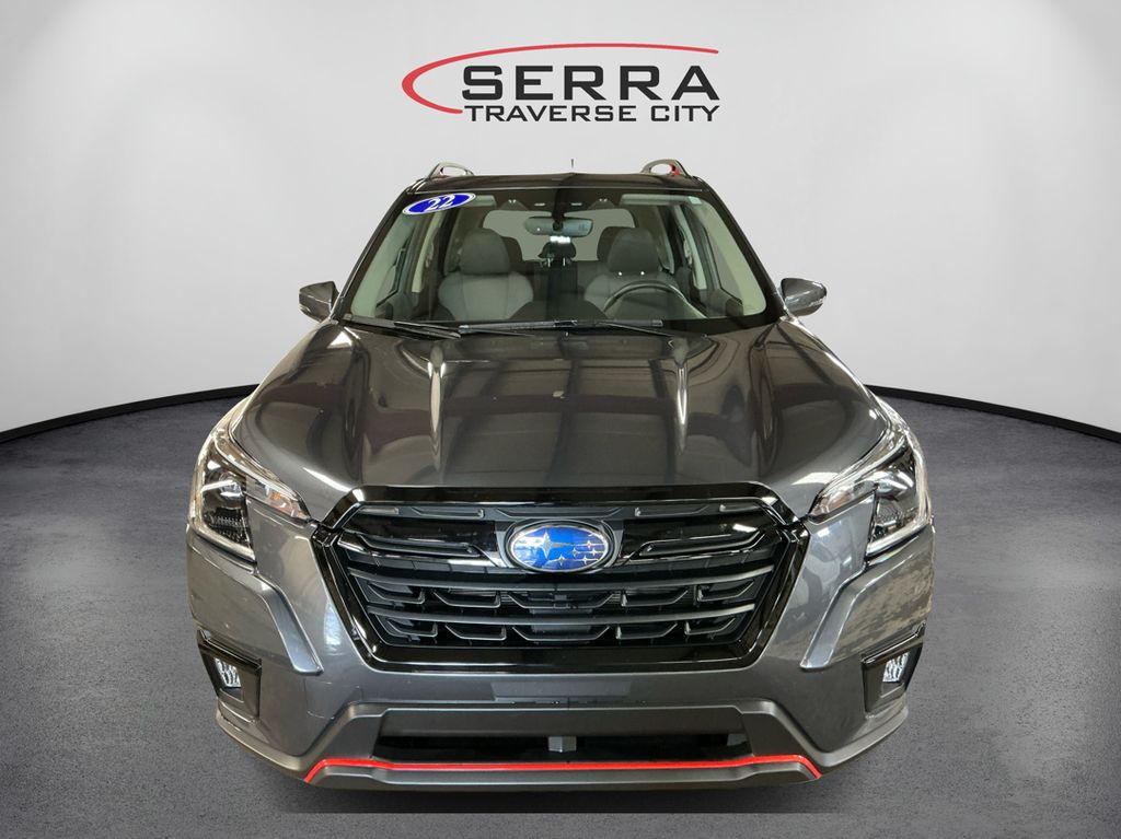 2022 Subaru Forester Sport photo 2
