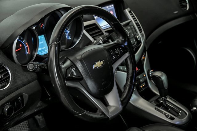 2013 Chevrolet Cruze photo 14