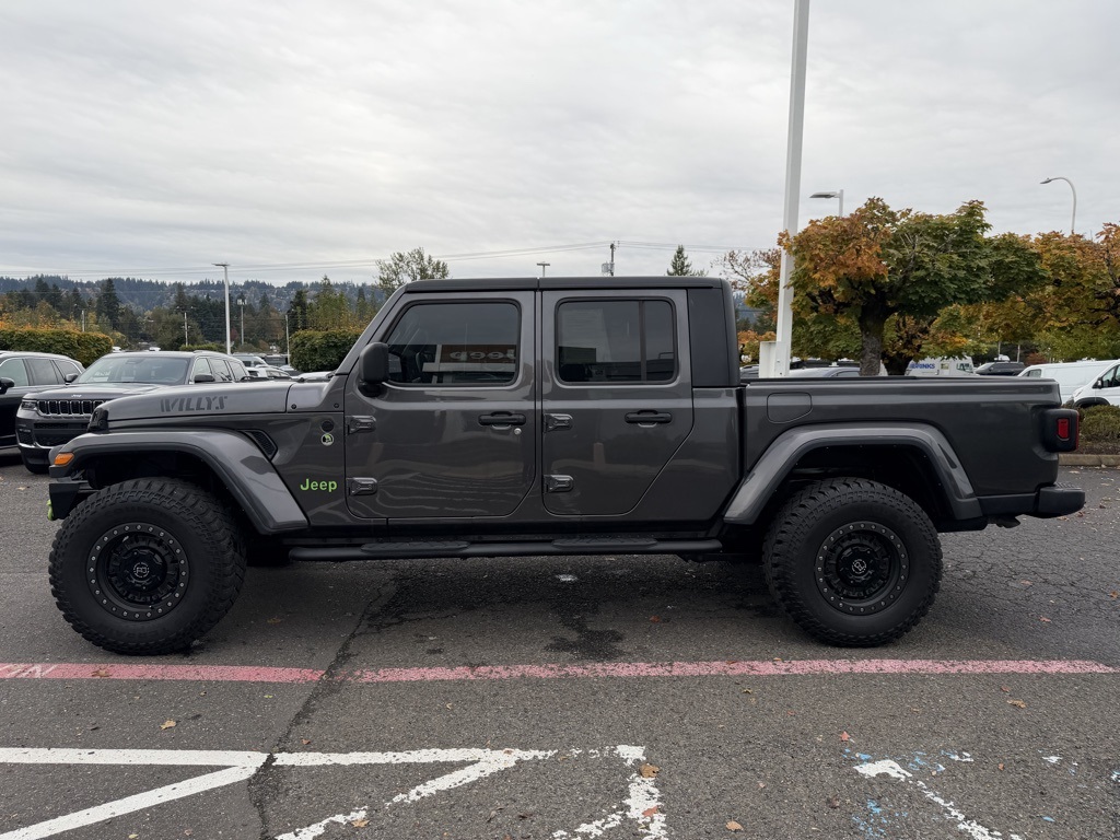 2021 Jeep Gladiator Willys photo 4