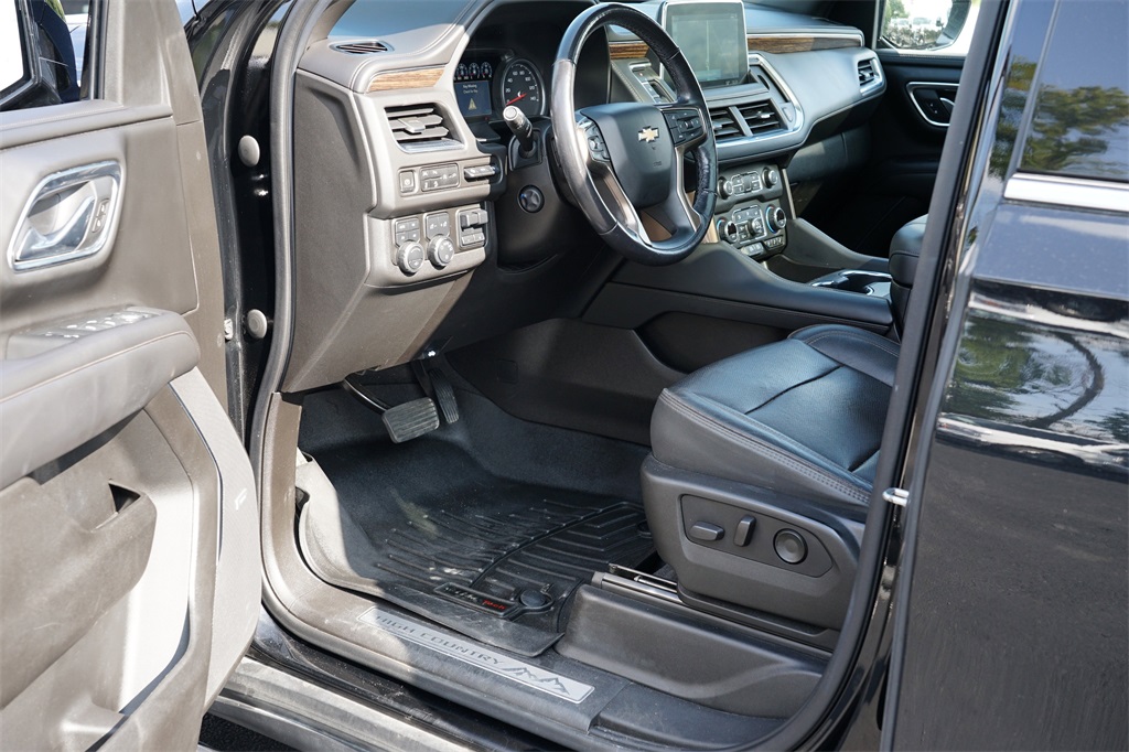 2021 Chevrolet Suburban High Country photo 13