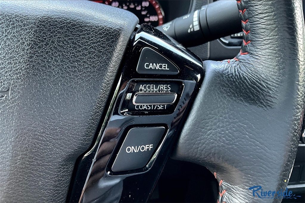 2023 Nissan Frontier PRO-4X photo 12