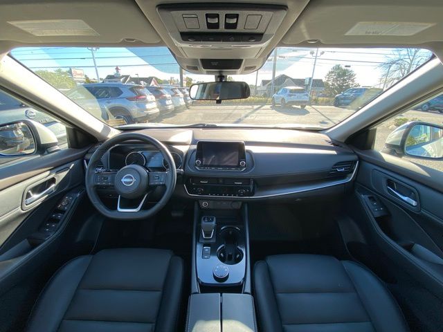 2023 Nissan Rogue SV photo 12