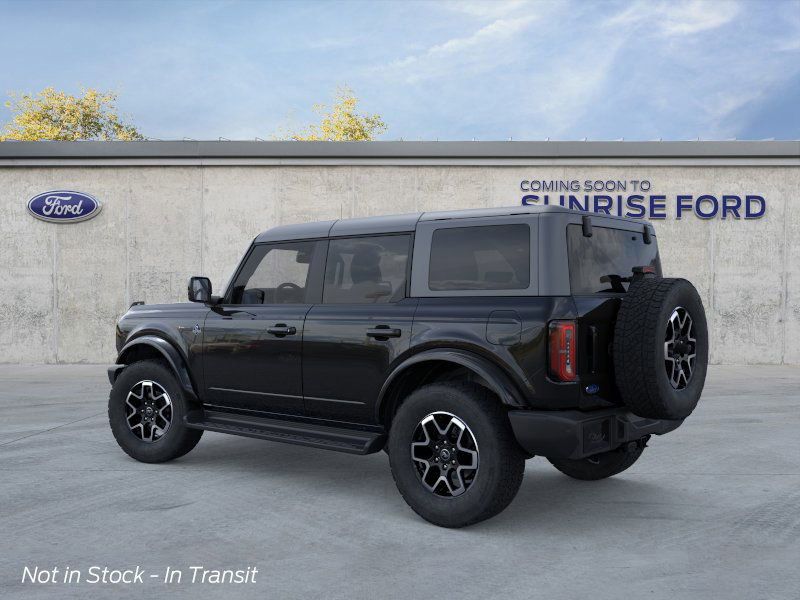 2025 Ford Bronco Outer Banks photo 4