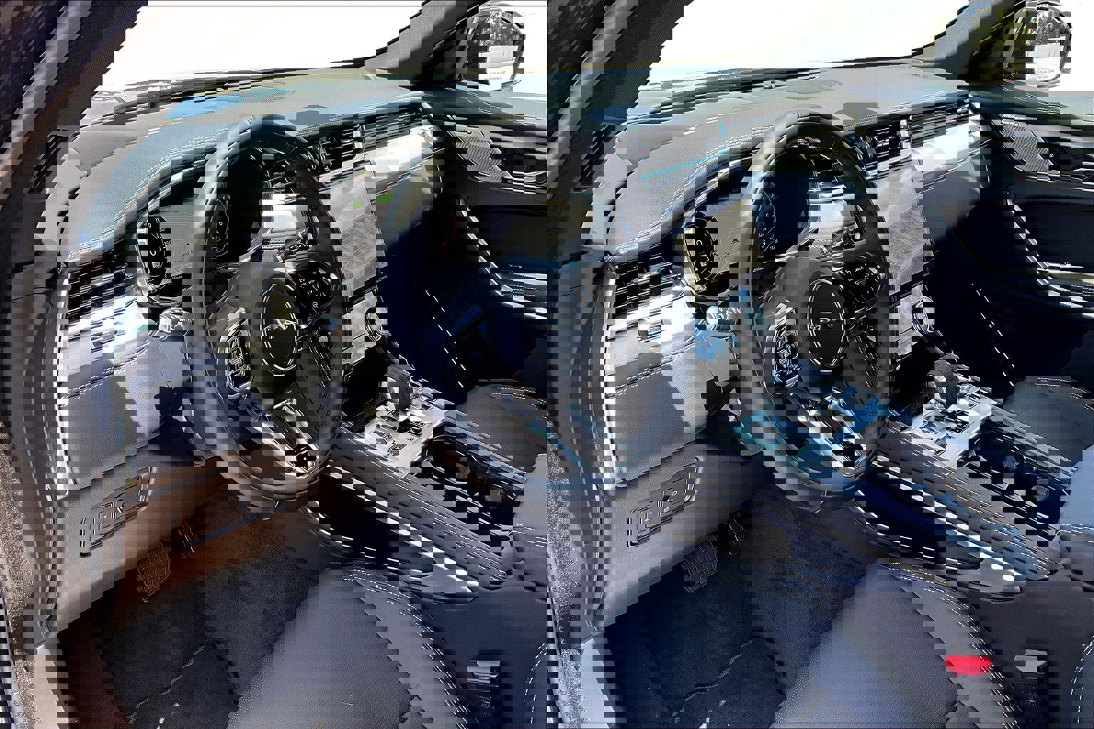 2026 Jaguar F-PACE P250 R-Dynamic S photo 4