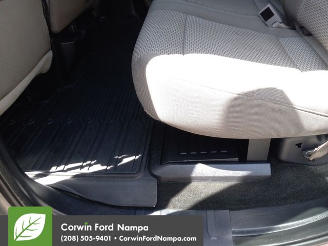 Used 2017 Gray Ford XLT image 26