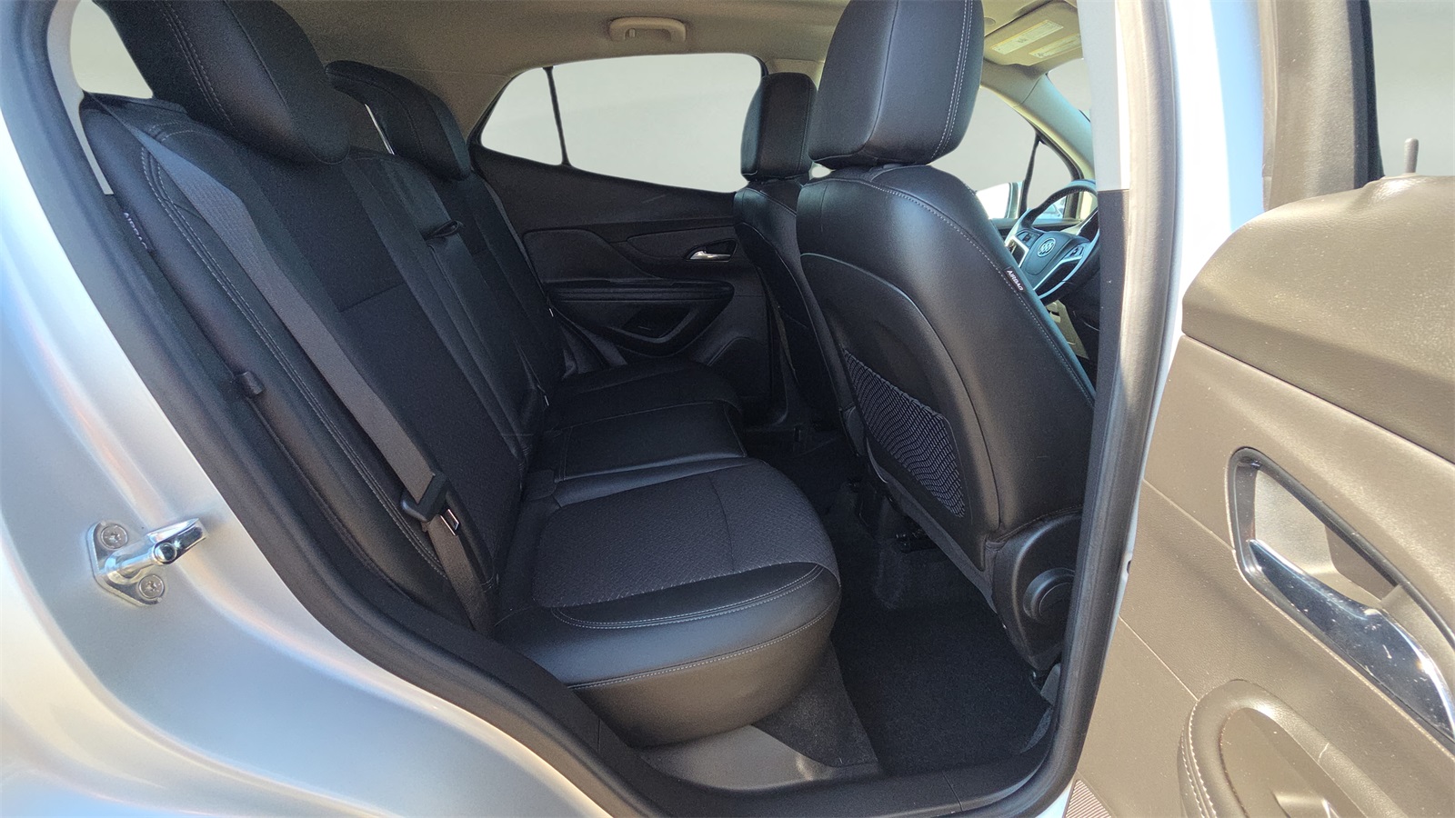 2019 Buick Encore Preferred photo 13