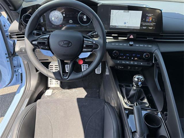 2025 Hyundai Elantra N Base photo 15