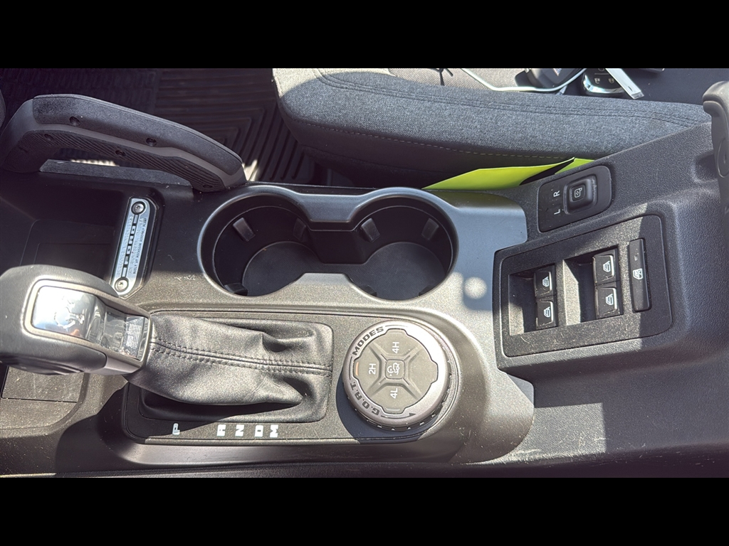 2022 Ford Bronco Base Big Bend Black Diamond Outer Banks photo 18