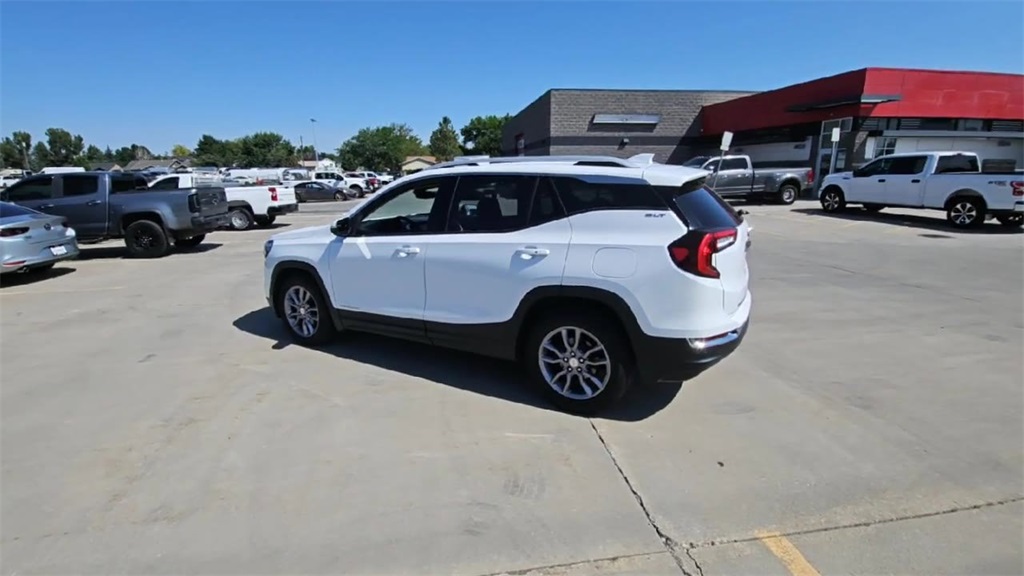 2023 Gmc Terrain SLT photo 4