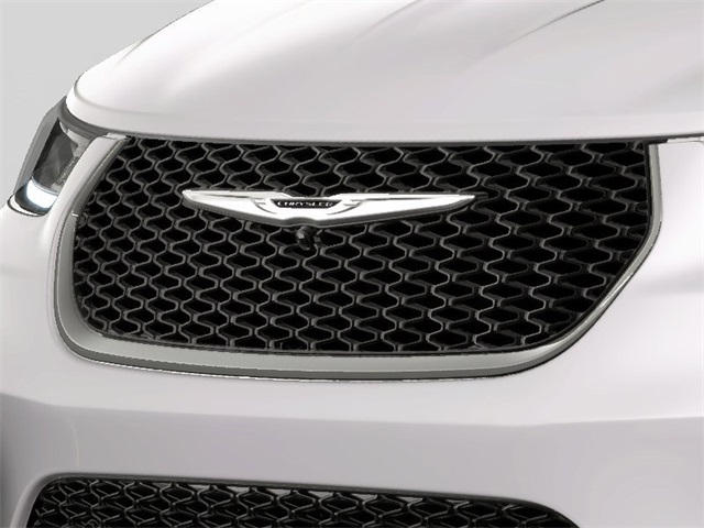 2026 Chrysler Pacifica Pinnacle photo 13