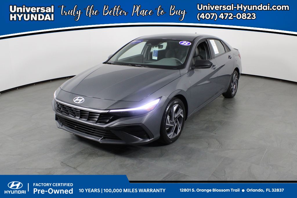 2025 Hyundai Elantra SEL's photo