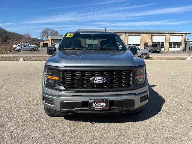 2025 Ford F-150 STX photo 9