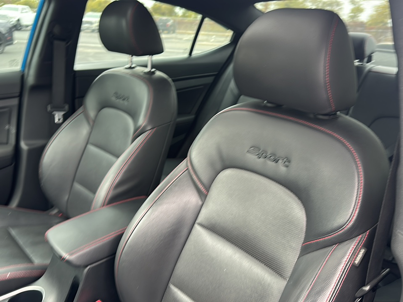 2018 Hyundai Elantra Sport photo 3