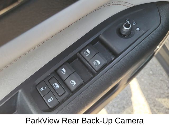 2023 Jeep Compass Limited photo 11