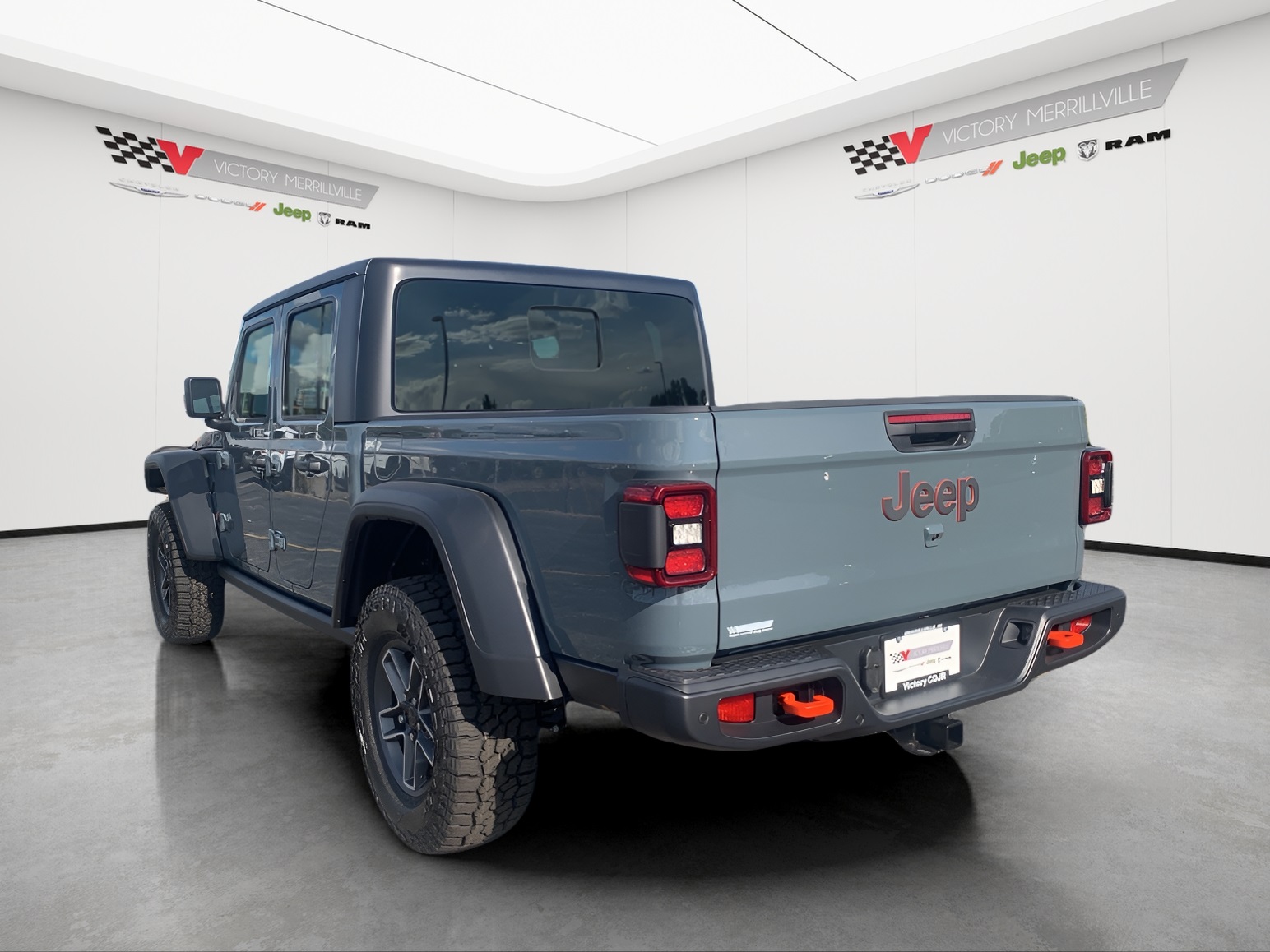 2025 Jeep Gladiator Mojave photo 3
