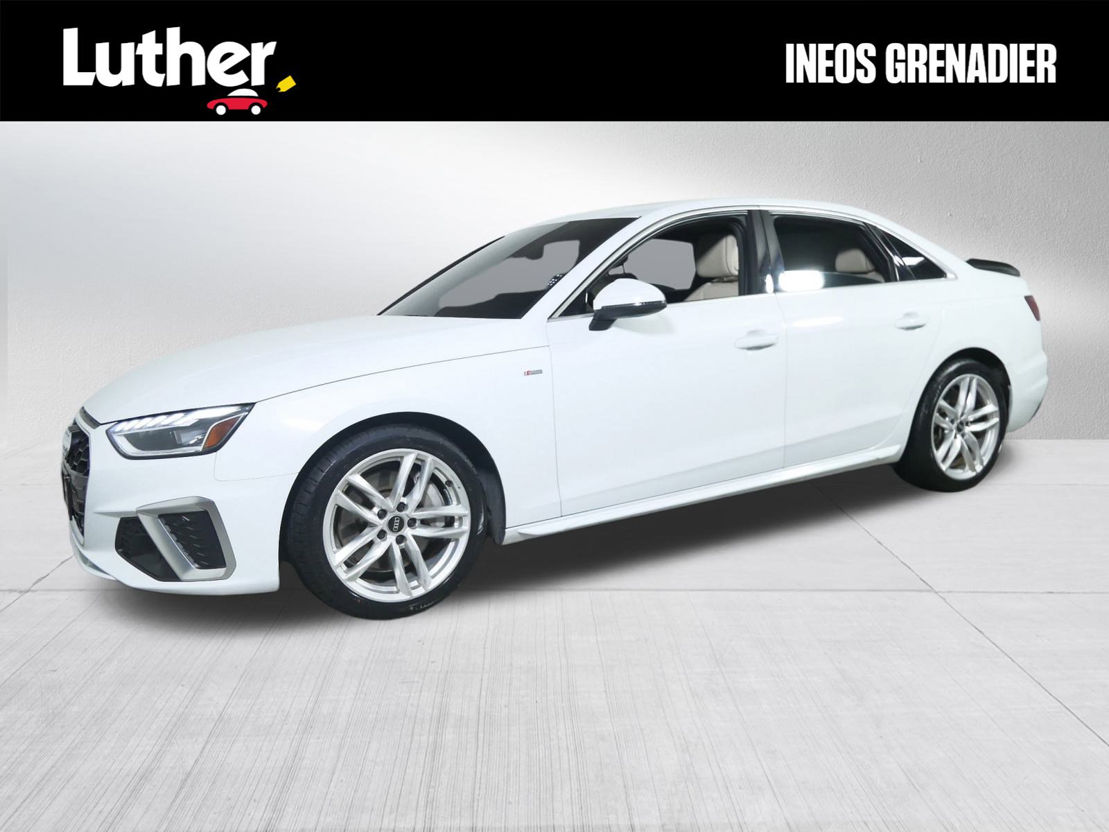 2022 Audi A4 S line Quattro Premium Plus photo 3