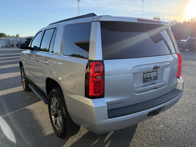 2018 Chevrolet Tahoe LT photo 3