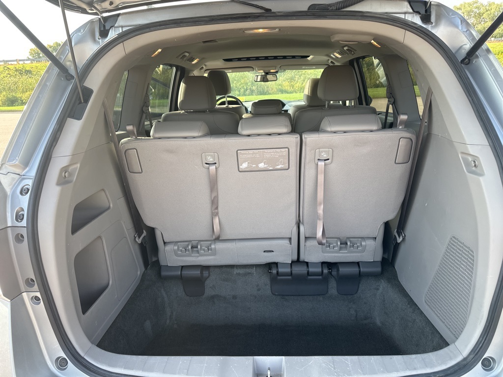 2016 Honda Odyssey EX photo 25