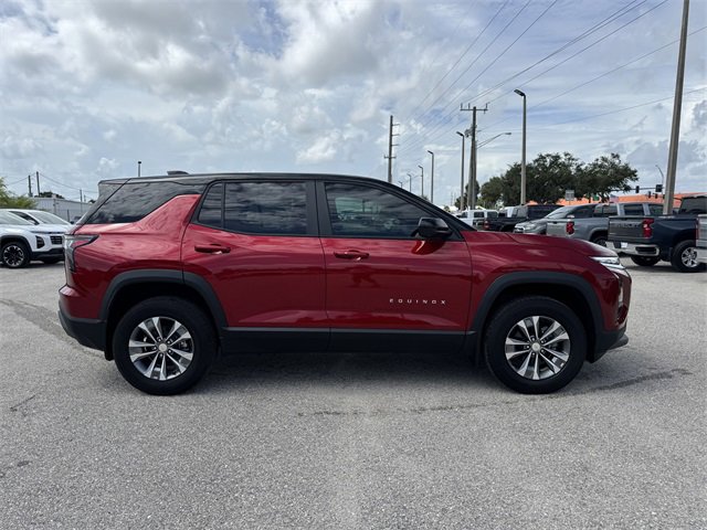 2026 Chevrolet Equinox LT photo 2