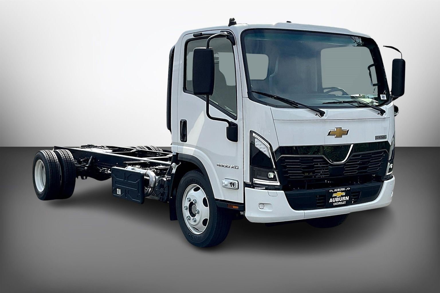 2025 Chevrolet Low Cab Forward Base's photo