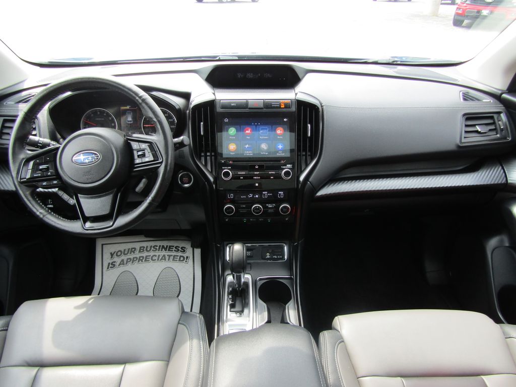 2022 Subaru Ascent Onyx Edition photo 16