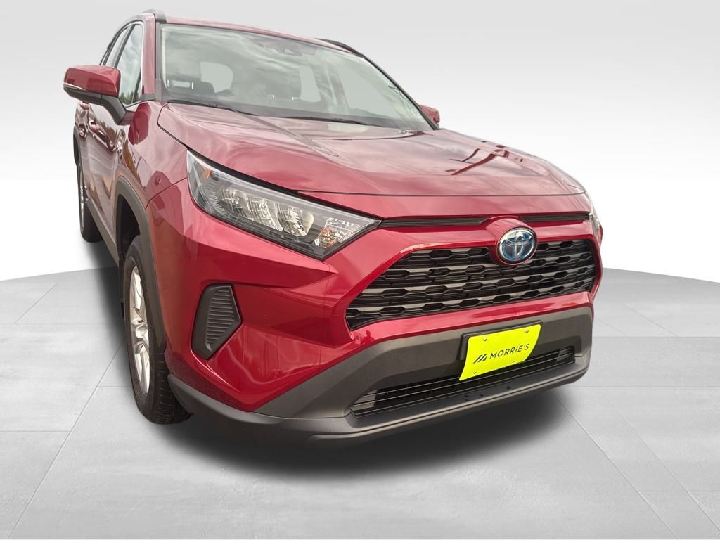 2020 Toyota RAV4 Hybrid LE photo 4