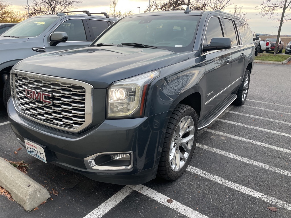 2019 Gmc Yukon XL Denali photo 2