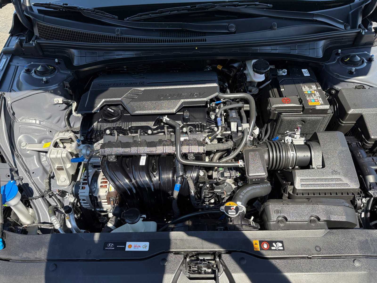 2025 Hyundai Elantra SEL Sport photo 20