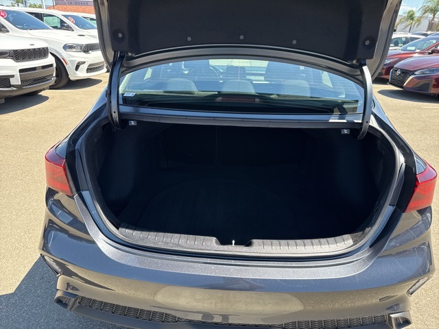 2023 Kia Forte LXS photo 11