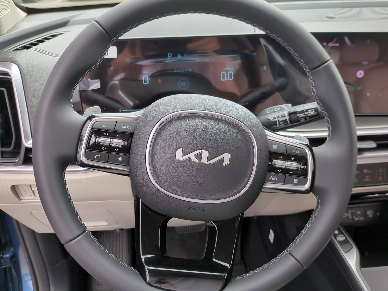 2025 Kia Sorento Plug-In Hybrid EX photo 10