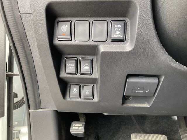 2024 Nissan Frontier PRO-4X photo 22