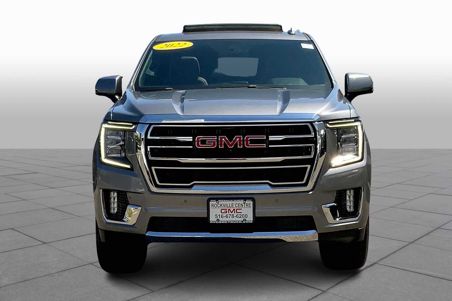 2022 Gmc Yukon XL SLT photo 3