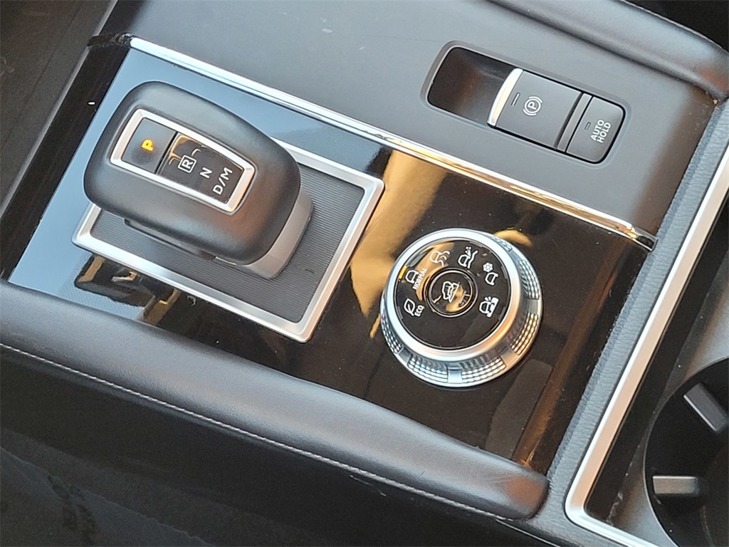 2024 Mitsubishi Outlander SE photo 22