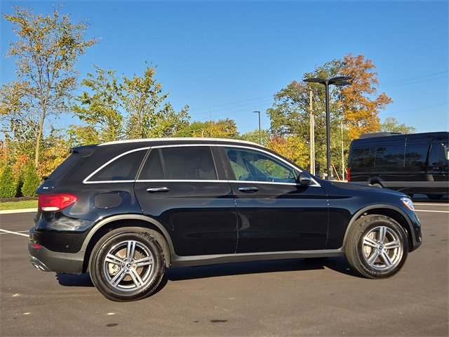 2022 Mercedes Benz GLC 300 4MATIC photo 3