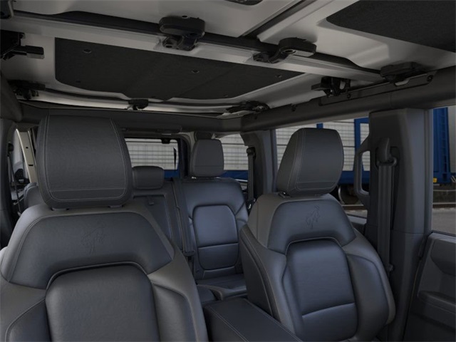 2025 Ford Bronco Outer Banks photo 12