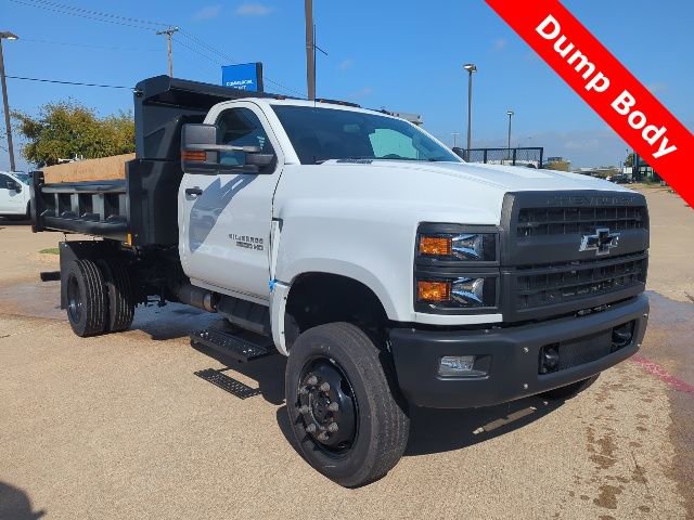 2024 Chevrolet Silverado 4500 Medium Duty Chassis Cab Work Truck's photo