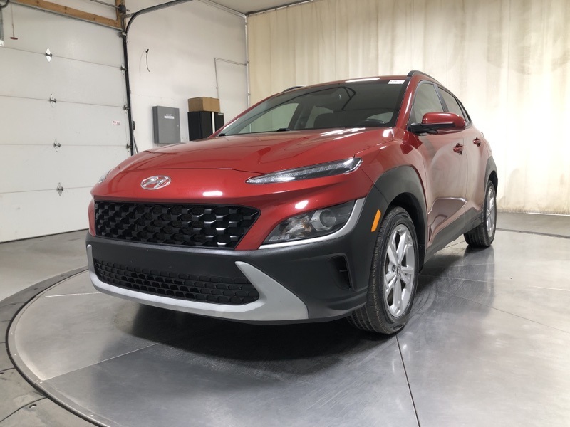 2022 Hyundai Kona SEL photo 3