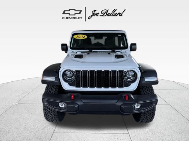 2024 Jeep Wrangler Rubicon photo 2