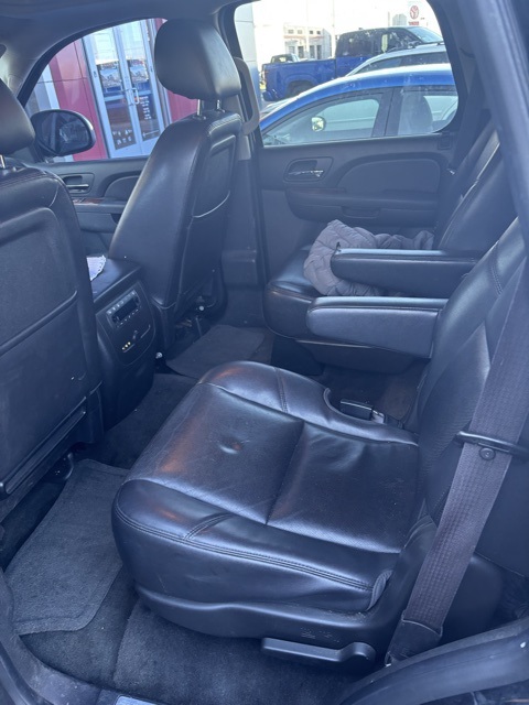 2014 Chevrolet Tahoe LTZ photo 3