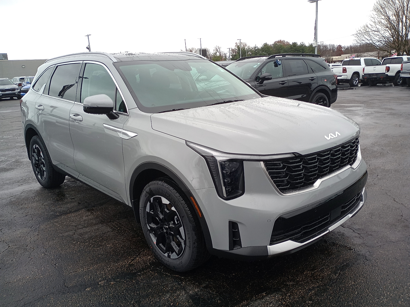 2026 Kia Sorento S's photo