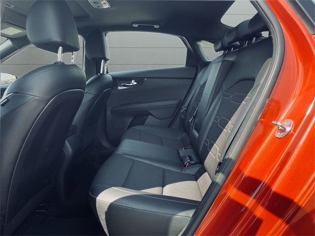 2022 Kia Forte GT-Line photo 25