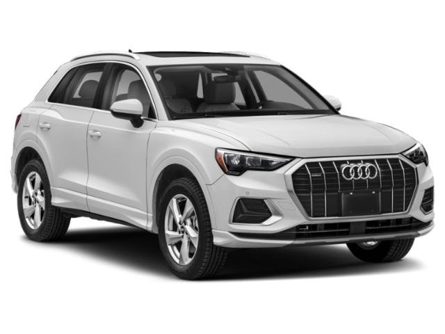 2022 Audi Q3 S line Premium Plus photo 9