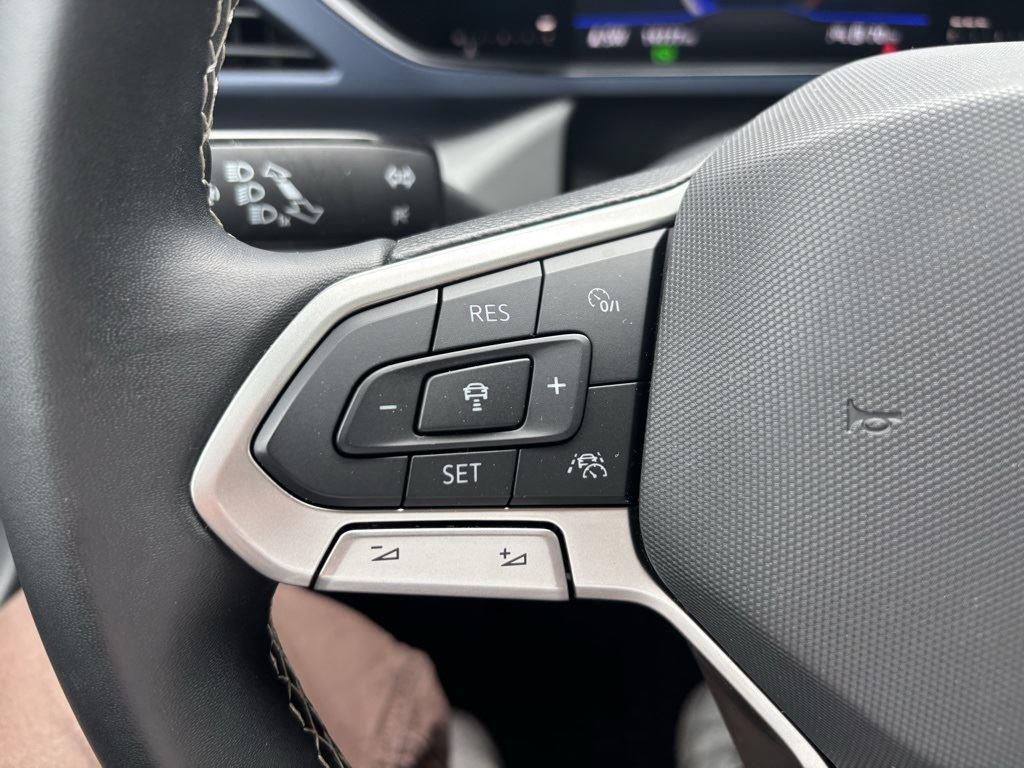 2022 Volkswagen Taos SE photo 14