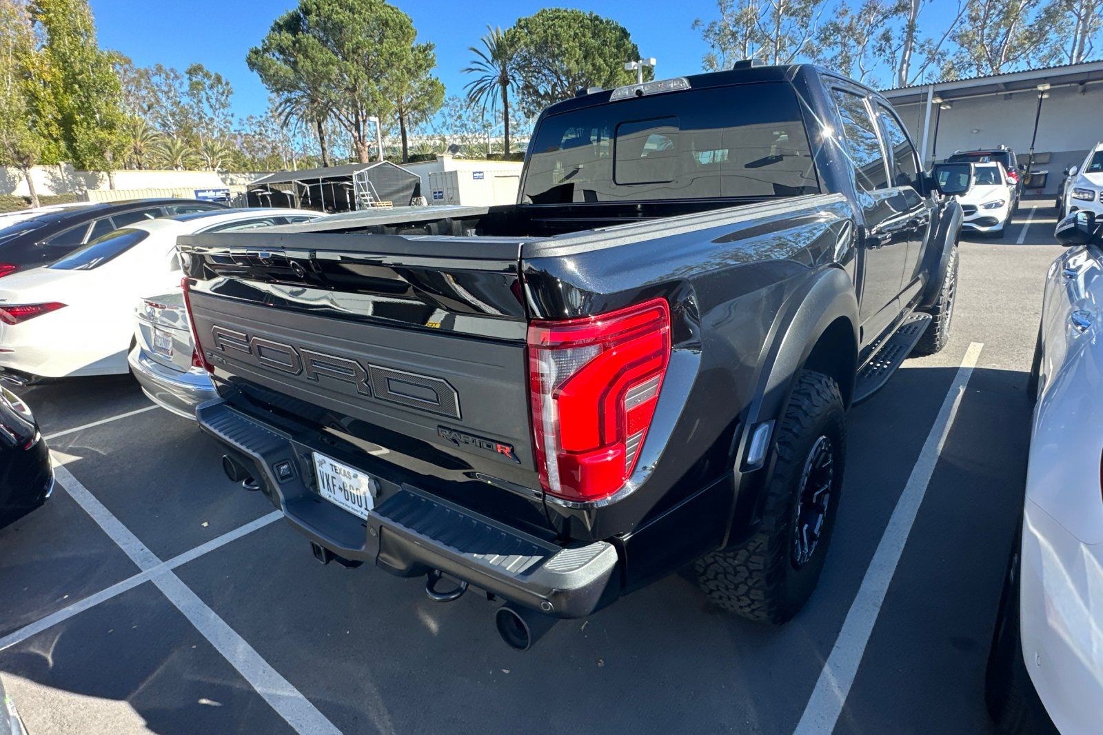 2024 Ford F-150 Raptor photo 3