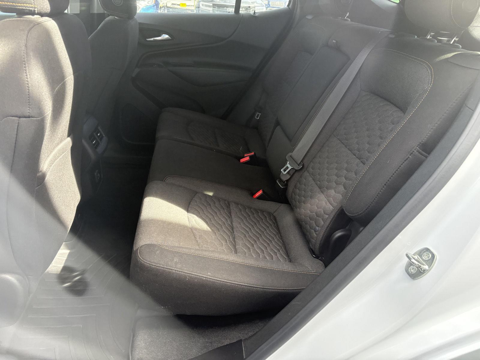 2019 Chevrolet Equinox LT photo 24