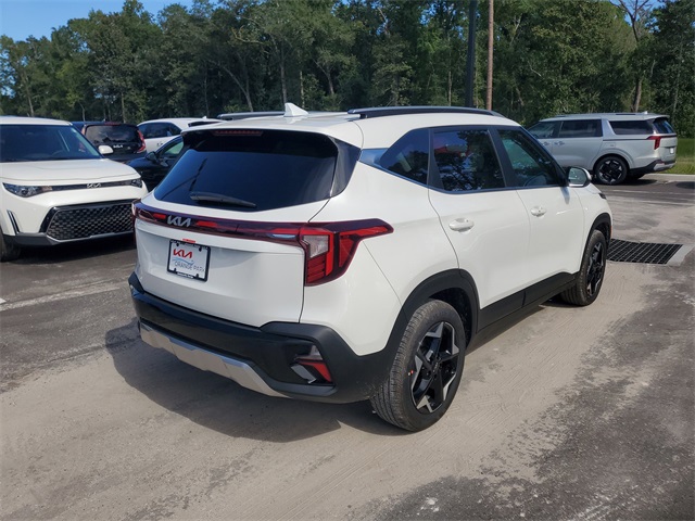 2026 Kia Seltos EX photo 2