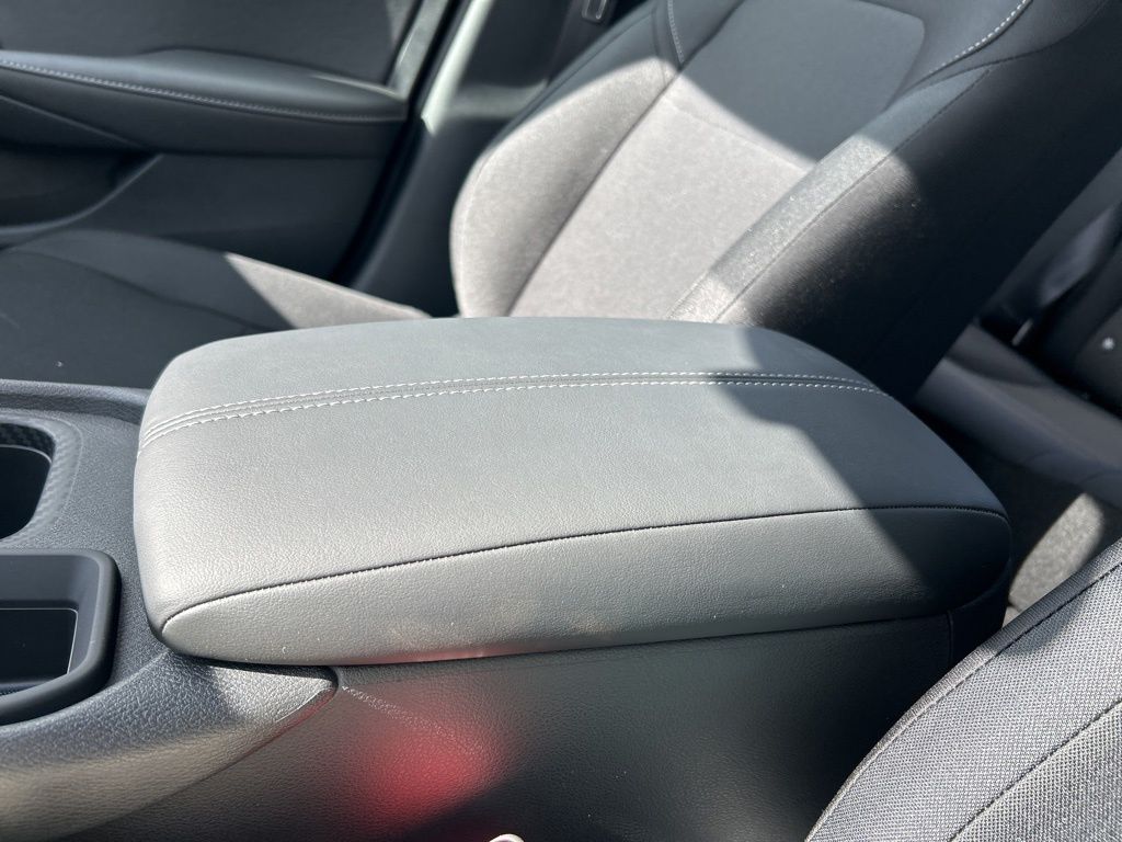 2025 Nissan Sentra S photo 29