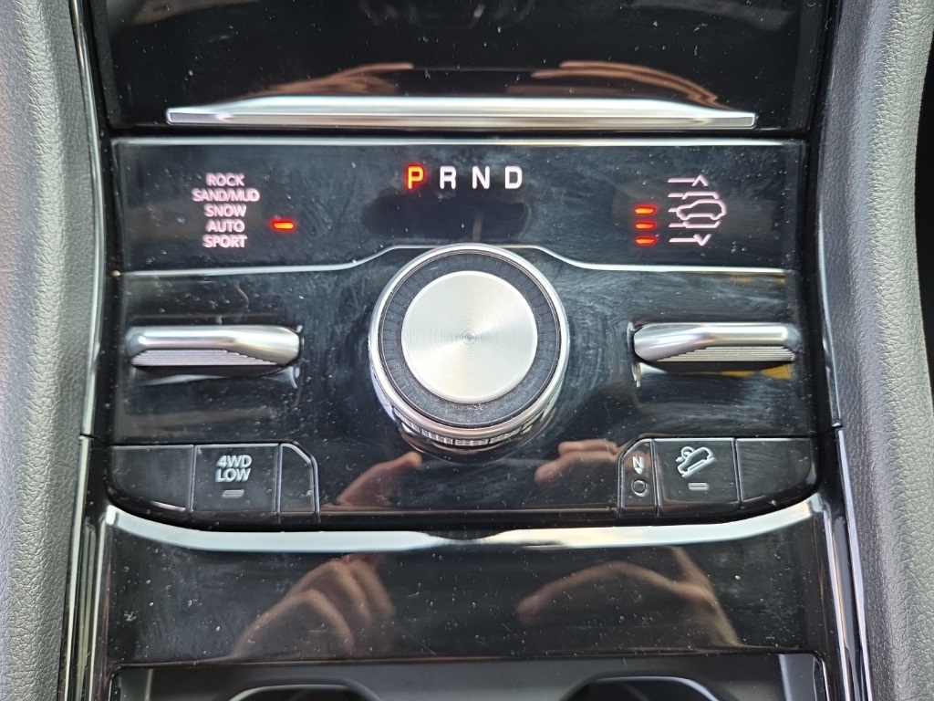 2023 Jeep Grand Cherokee Summit photo 21