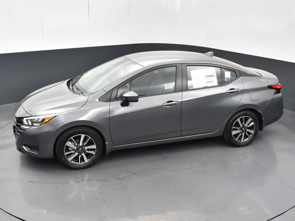 2025 Nissan Versa 1.6 SV photo 44
